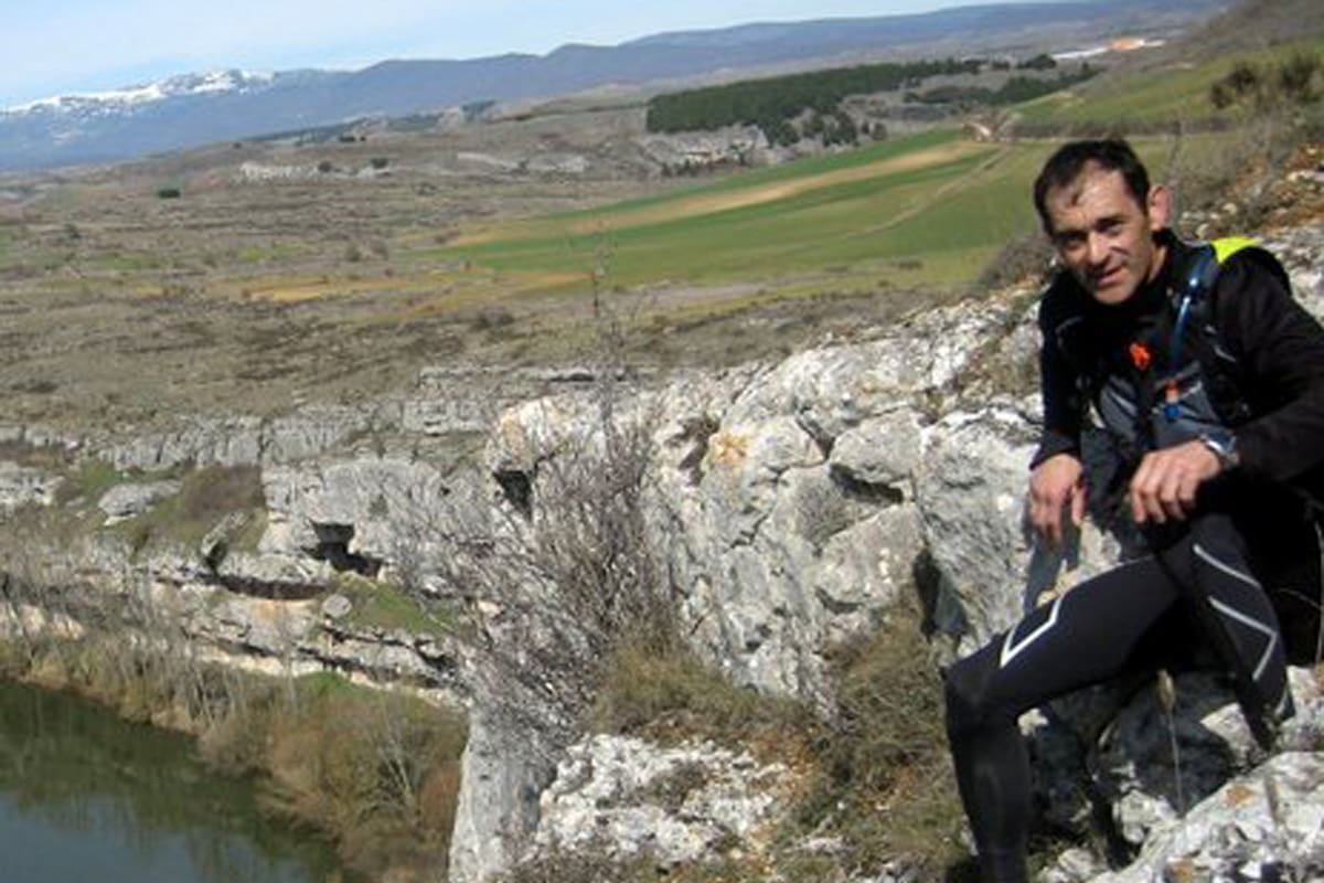 Un hombre sintió un olor fuerte que salía de una camioneta: hallan muerto al campeón español de piragüismo, Juan Carlos López Villalobos