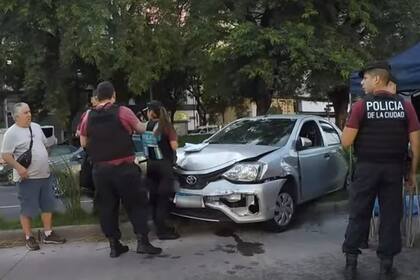 Un hombre sufrió un para cardíaco mientras conducía y murió
