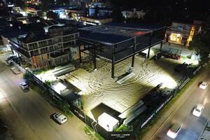 Un hombrea murió este jueves tras caer al vacío dentro de un edificio en construcción en Pinamar
