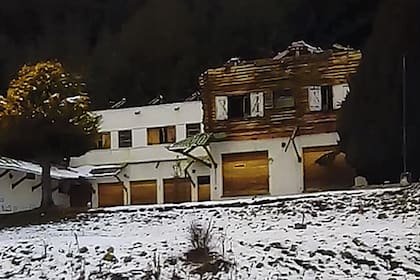 El sector de Villa Mascardi donde iba a funcionar una escuela de guardaparques, destruido tras un incendio intencional