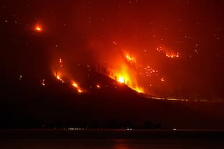 Incendios forestales en el oeste de EE.UU. y Canadá obligan a evacuar a residentes