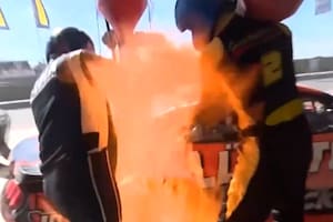 Un derrame de combustible provocó un incendio en el TC y dos mecánicos fueron alcanzados por las llamas