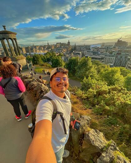 Un influencer tiene prohibido el ingreso a su país