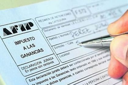 Un informe de una consultora muestra que la masa salarial se recuperó en el sector estatal, pero cayó entre los empleados privados