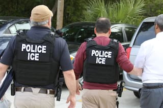 La ley que protege a los migrantes y prohíbe a la Policía de Nueva York cooperar con el ICE