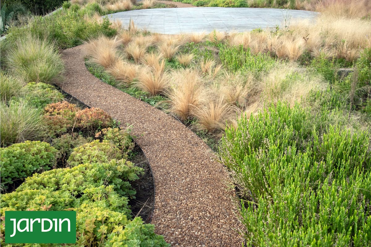 Un jardín bien pensado funciona incluso en las estaciones sin floración