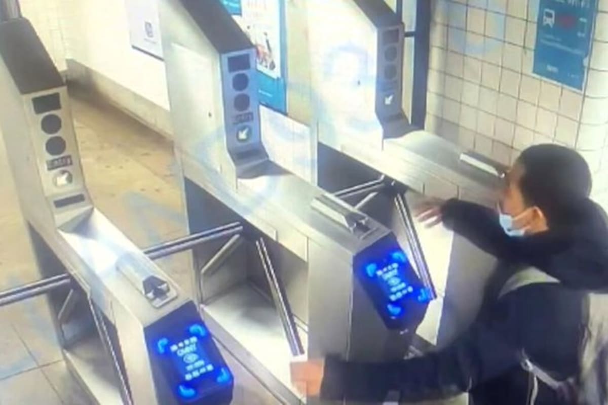 Un joven de 28 falleció al intentar saltar un molinete en Nueva York.