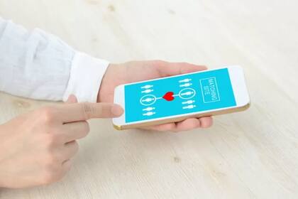 Un joven denunció que una mujer lo engañó por la App y le robó más de 4 millones