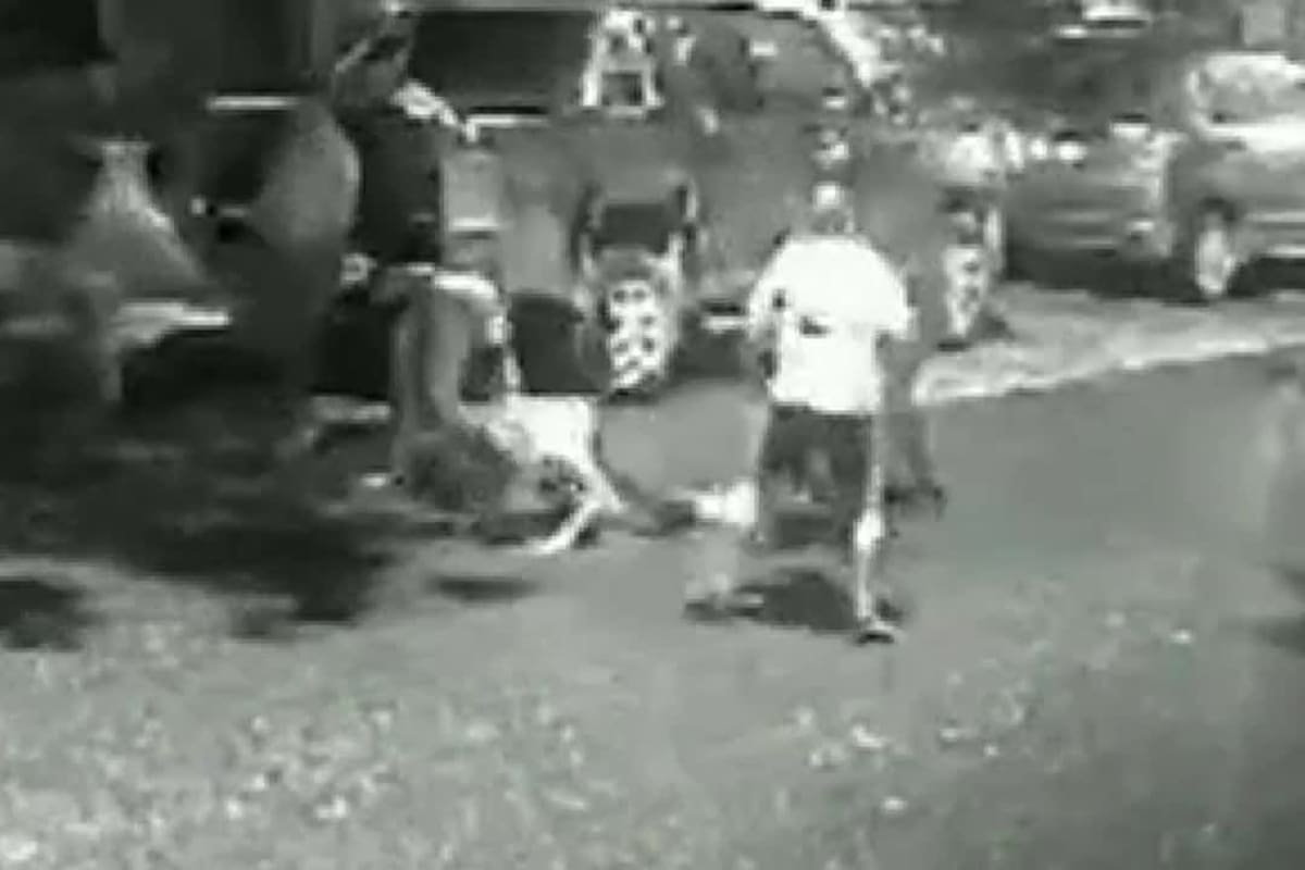 Un joven recibió una brutal golpiza a la salida de un boliche en Bahía Blanca y quedó inconsciente