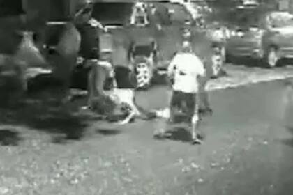 Un joven recibió una brutal golpiza a la salida de un boliche en Bahía Blanca y quedó inconsciente