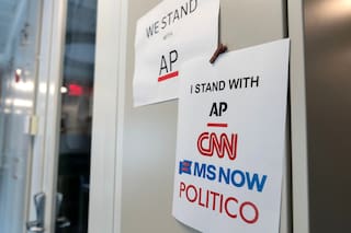 "No deberías estar aquí", dice Trump a CNN en la ONU mientras mantiene su disputa con los medios