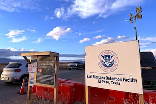 Contrato del gobierno de EE.UU. para asistencia legal a niños migrantes genera preocupaciones