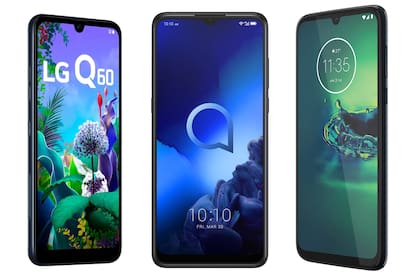 Un LG Q60 (izquierda), un Alcatel 3x (centro) y un Motorola Moto G8 Plus (derecha)