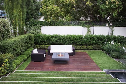 Un living exterior para disfrutar del fuego