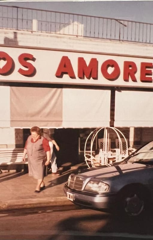 Un local de Los Amores en la década de 1980