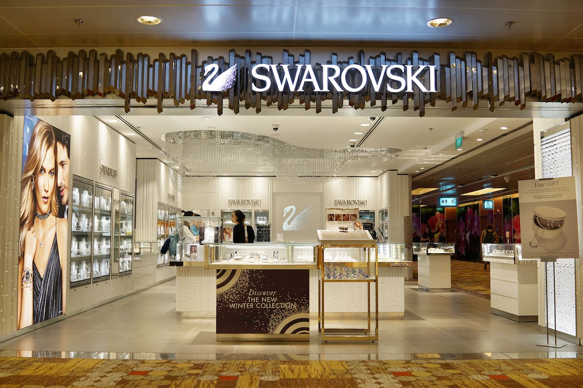 Un local de Swarovski en Singapur