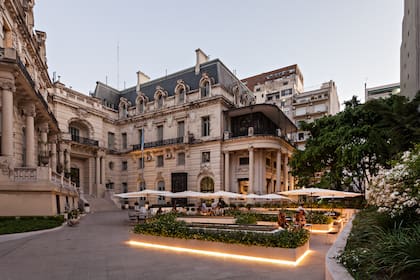 En el histórico Palacio Paz, frente a Plaza San Martín, Croque Madame renovó su tradicional Té Premium para dos