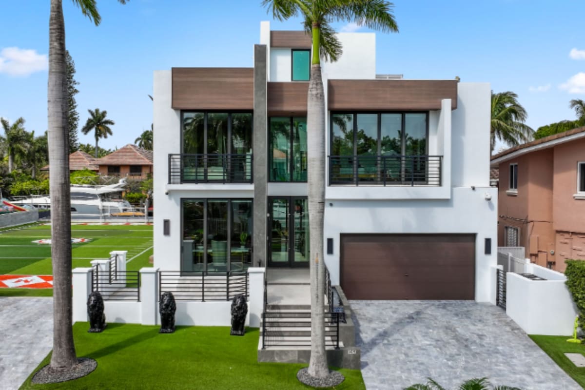 Un lugar con amplias y lujosas comodidades para esta estrella