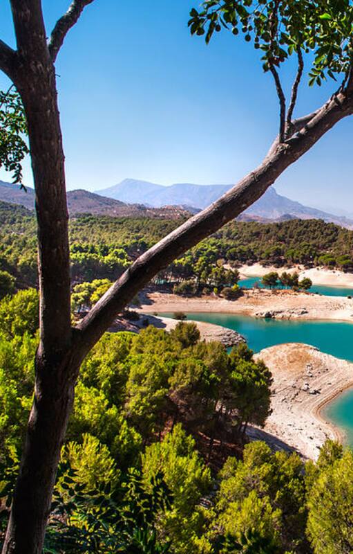 Un lugar de aguas turquesas en Málaga.