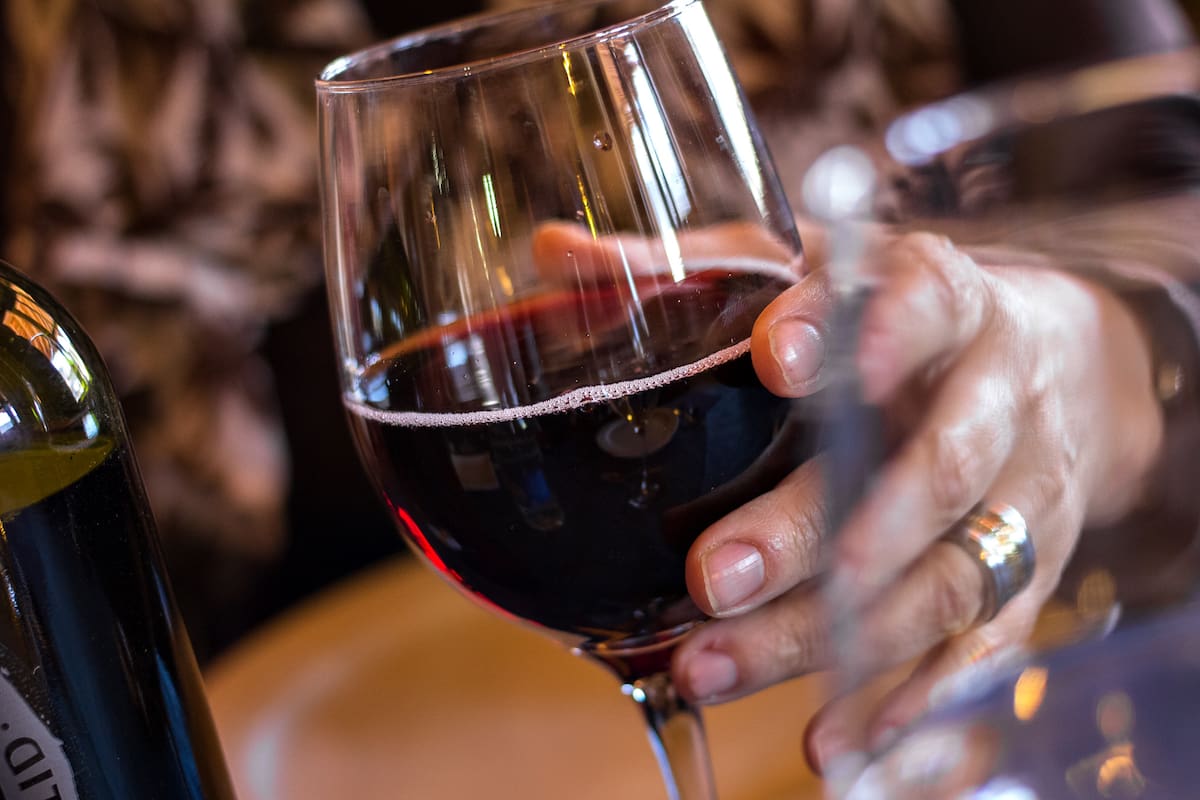 Un Malbec y un blend mendocinos obtuvieron el "puntaje perfecto" por parte del crítico inglés James Suckling