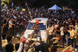Movimiento de protesta celebra sentada en Nueva Delhi mientras la policía reprime a manifestantes