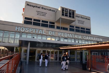 Un médico del Garrahan contrajo el virus y se encuentra en buen estado de salud