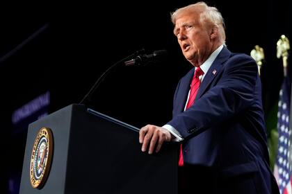 Un memorando de Trump dispuso el congelamiento de fondos y subvenciones federales.