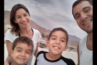 "Los amo y extraño"