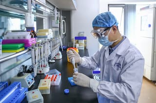 La buena noticia que inquieta a los desarrolladores de vacunas contra el virus