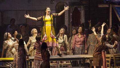 Un momento de 'Carmen', en la Opera de Firenze