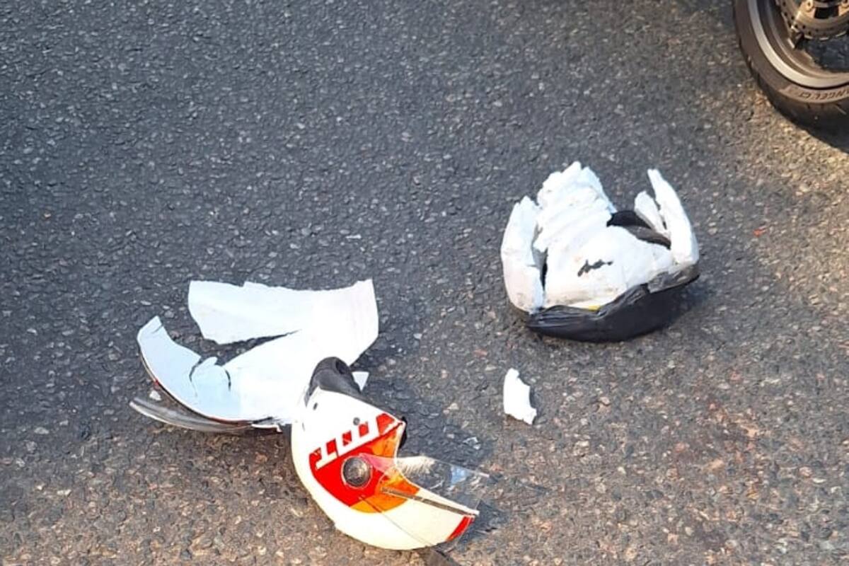 Un motociclista quería pasar entre dos camiones, se resbaló y murió