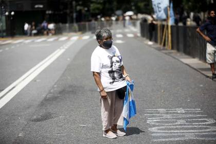 El operativo policial cerró las calles de la zona, que estuvieron desiertas por la poca concurrencia de la militancia.