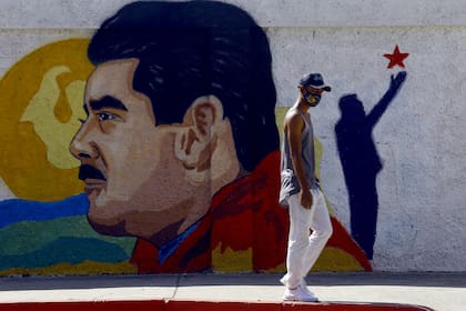 Un mural de Nicolás Maduro
