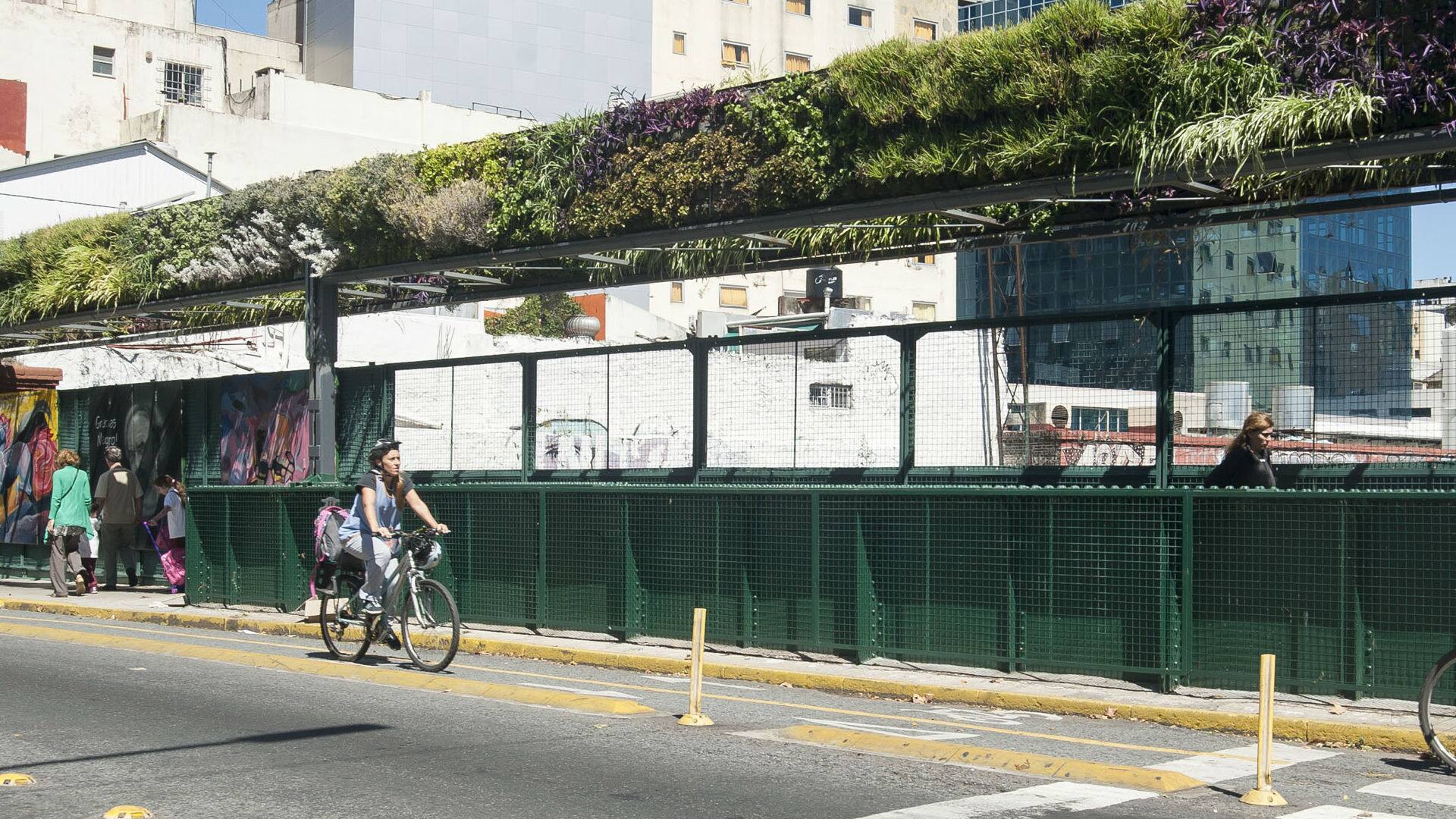 Un jardín vertical en la calle Florida
