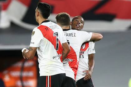 Un muy buen partido de De la Cruz, que lo coronó con un golazo para ampliar la diferencia