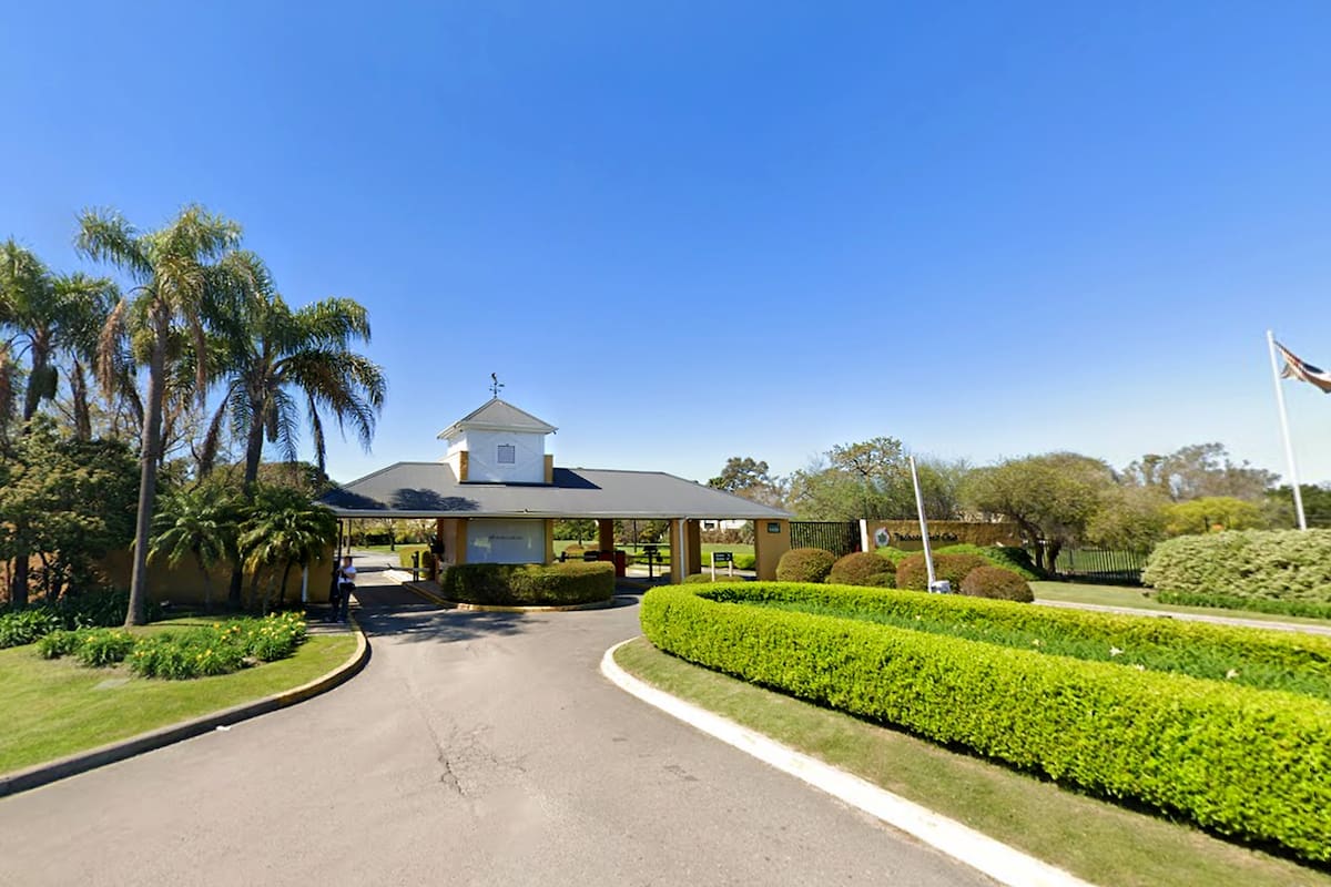 Un niño de 5 años murió atropellado por una vecina en el barrio privado Pacheco Golf Club, ubicado en General Pacheco