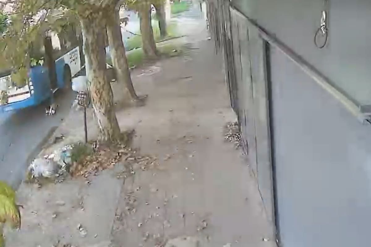 Un niño de cinco años resultó herido al bajar de un colectivo en Villa Fiorito