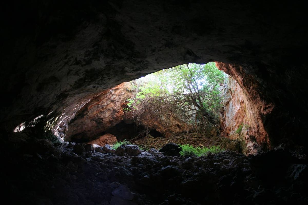 Un nuevo hallazgo en la Cueva de los Mármoles, en Andalucía, España, confirmó la existencia de rituales funerarios (Foto: EFE)