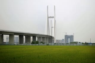 El nuevo puente que une China y Corea del Norte abrirá con más de una década de retraso