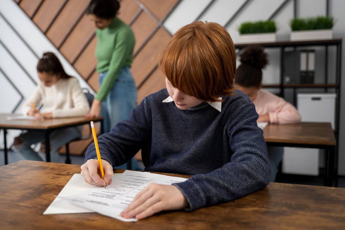 Un número creciente de profesores utiliza evaluaciones presenciales donde el estudiante debe responder preguntas directamente ante el docente