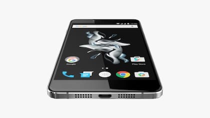 Un OnePlus X, el modelo económico de la compañía
