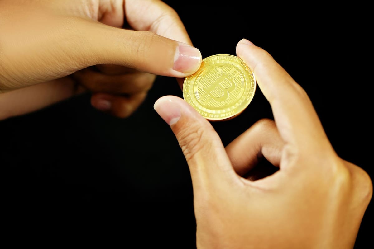Un organismo municipal de Texas utilizará el método de sorteo de lanzamiento de moneda para elegir un cargo