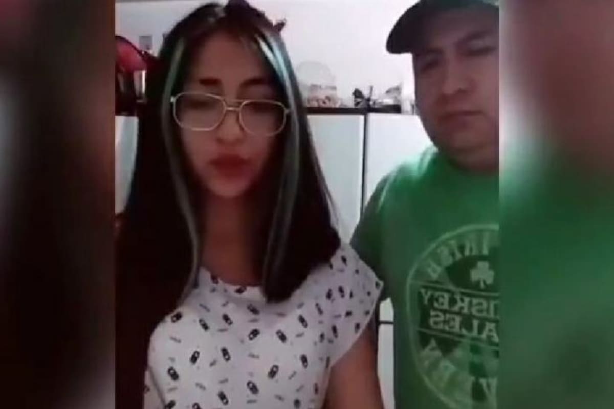 Un padre encontró a su hija "perreando" en videos que publicó en sus redes y la obligó a pedir disculpas públicamente