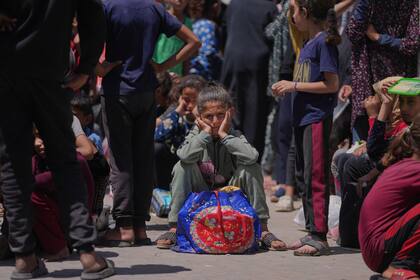 Un palestino describe 15 minutos de terror al intentar conseguir comida en nuevo sistema en Gaza