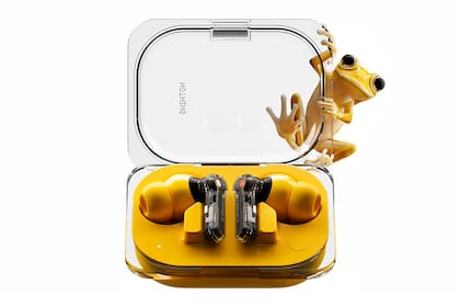 Un par de auriculares Nothing Ear (a)