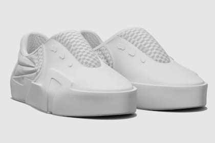 Un par de zapatillas diseñadas por Juan Pablo Tesei, se compran online y se generan con una impresora 3D con un tamaño a medida para cada pie