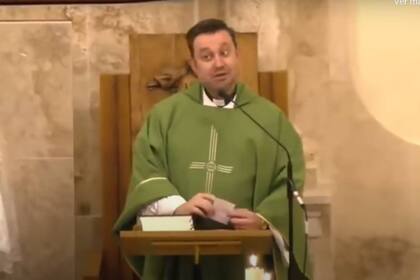 Un párroco español aprovechó su misa para quejarse de los fieles que no colaboraron con la refacción de su iglesia.