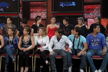 Un participante de Operación Triunfo reveló el romance con su expreceptora, 20 años mayor