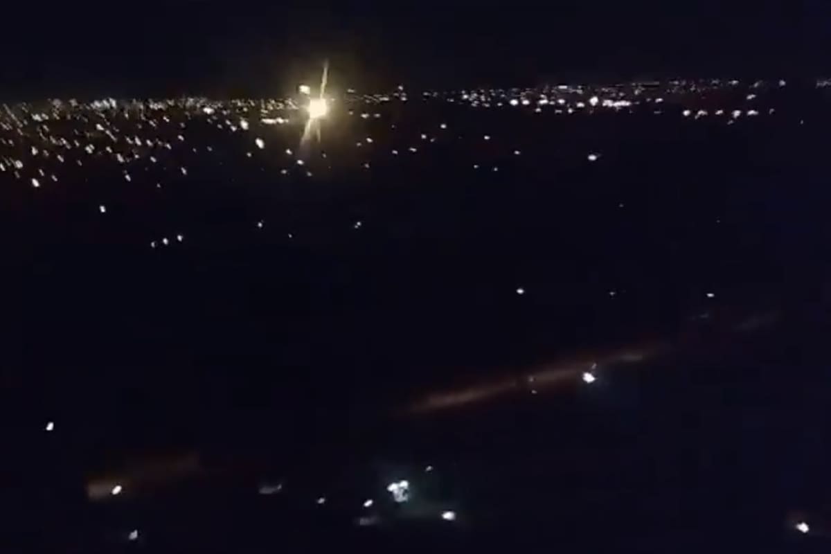 Un pasajero registró el momento el momento en que el avión de Flybondi tuvo problemas