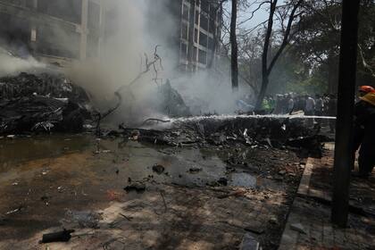Un pasajero sobrevive a choque de avión de Air India que mató a 241 personas a bordo